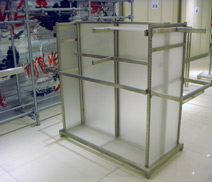 C&A中國專賣店展示架