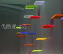 優酷亞克力制品耐克使用多種顏色